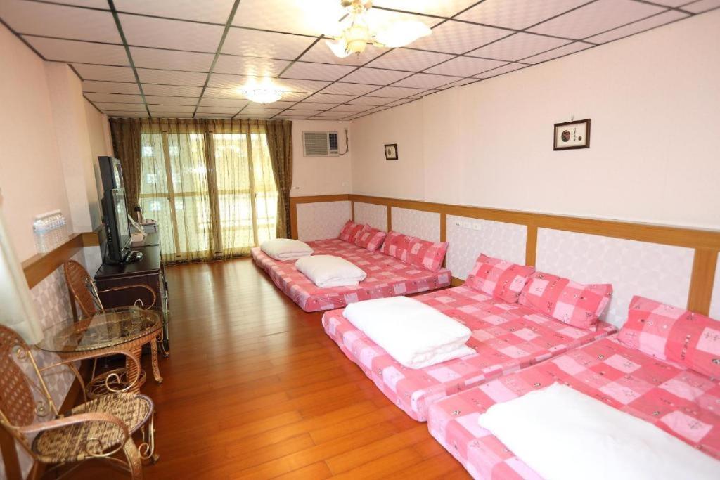 First Place B&B Hualien Extérieur photo