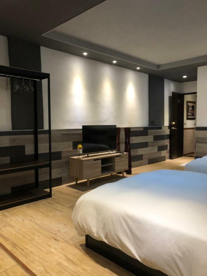 First Place B&B Hualien Extérieur photo