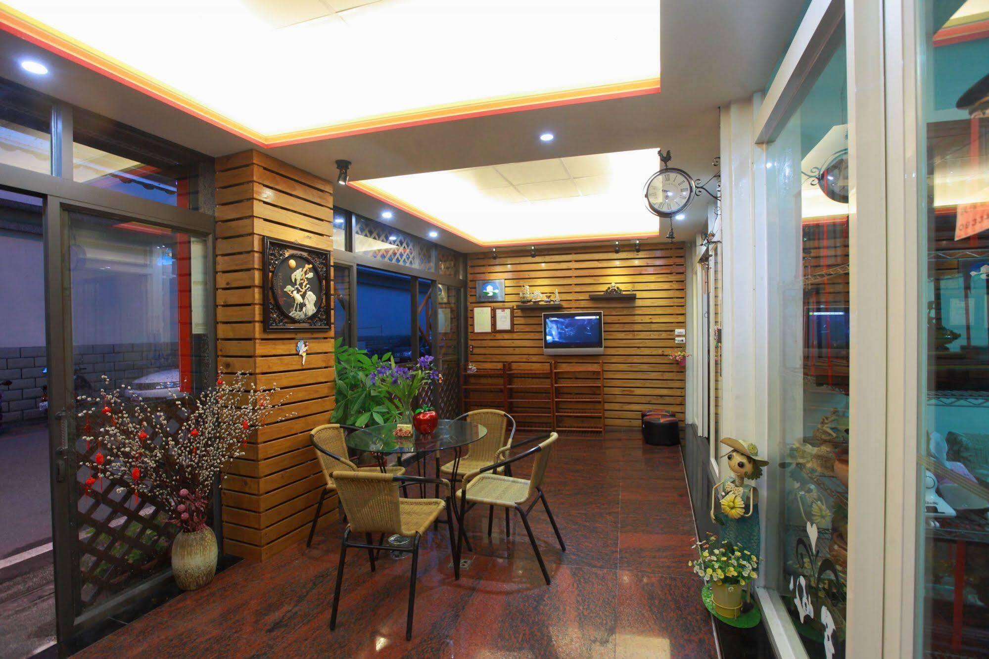 First Place B&B Hualien Extérieur photo