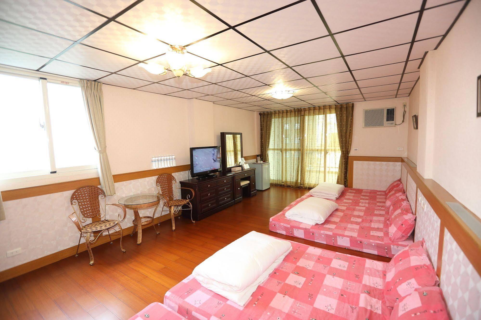 First Place B&B Hualien Extérieur photo