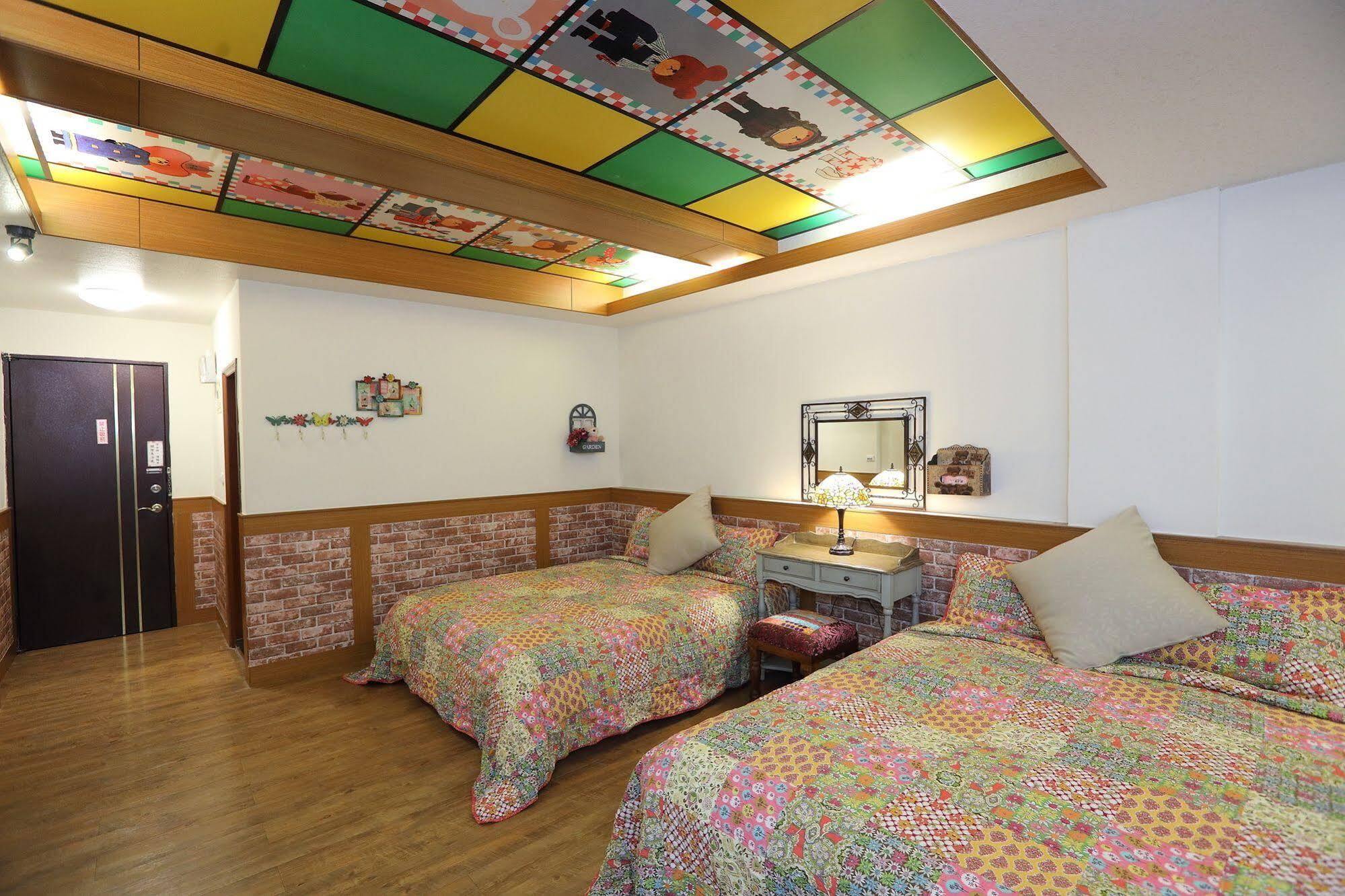 First Place B&B Hualien Extérieur photo