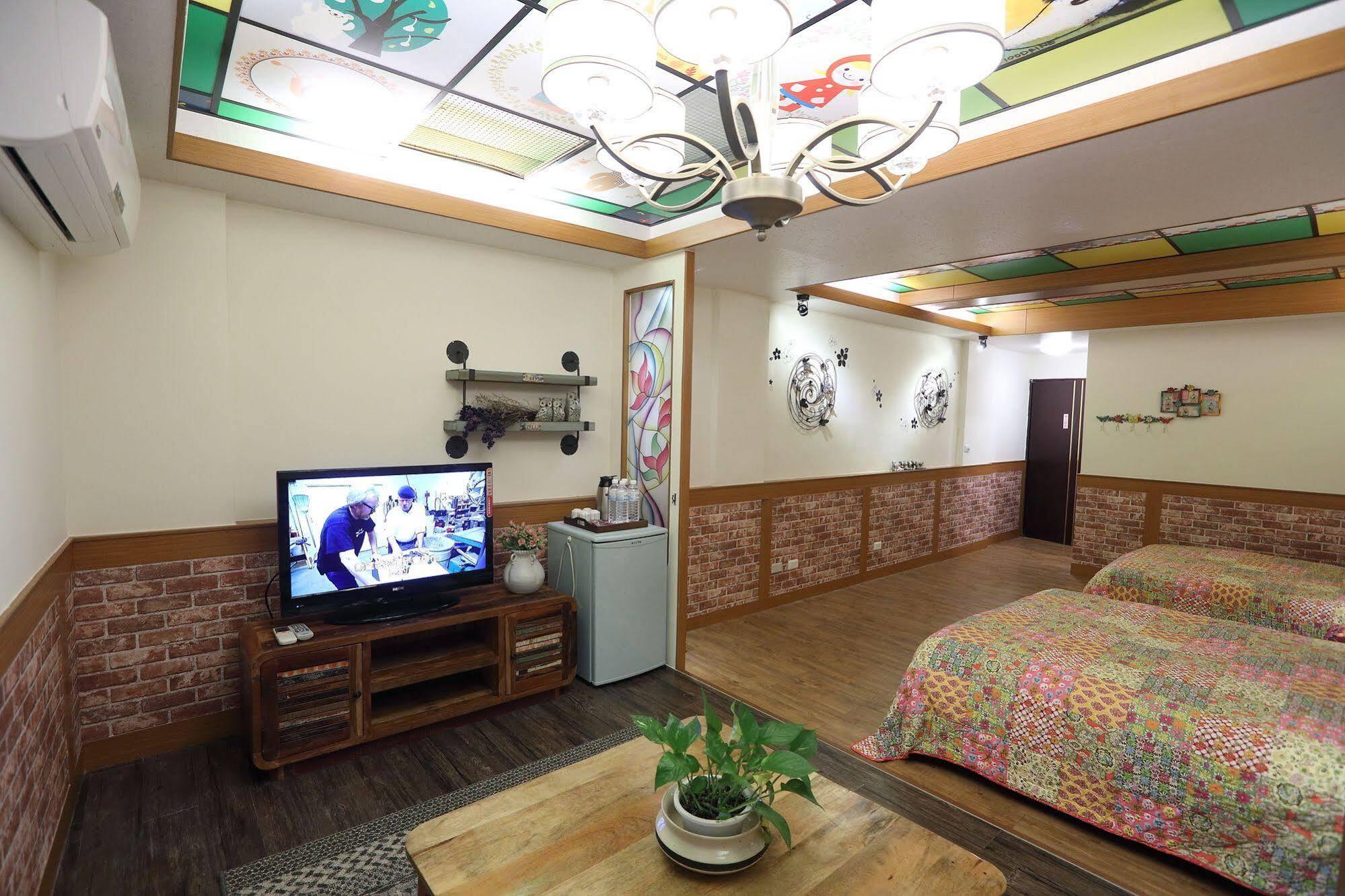 First Place B&B Hualien Extérieur photo