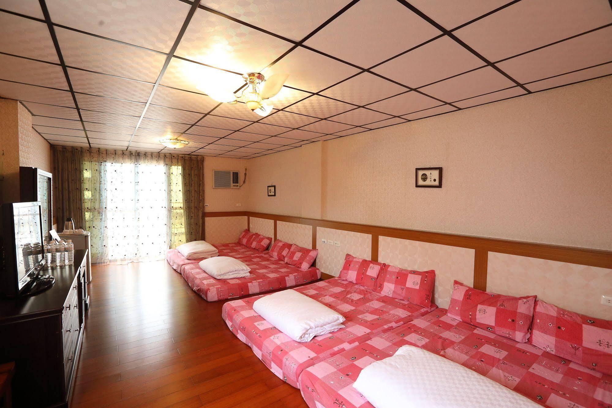 First Place B&B Hualien Extérieur photo