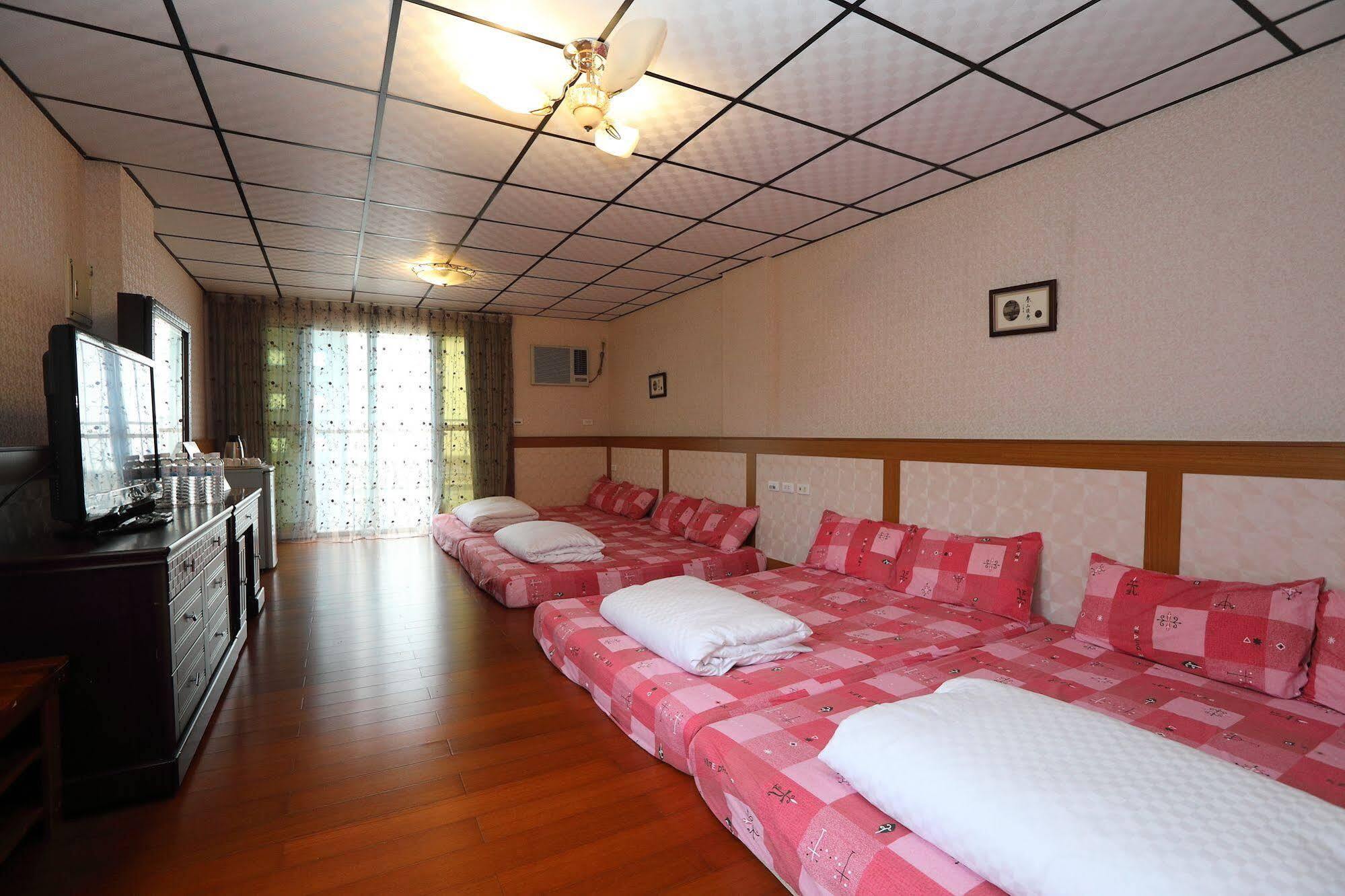 First Place B&B Hualien Extérieur photo
