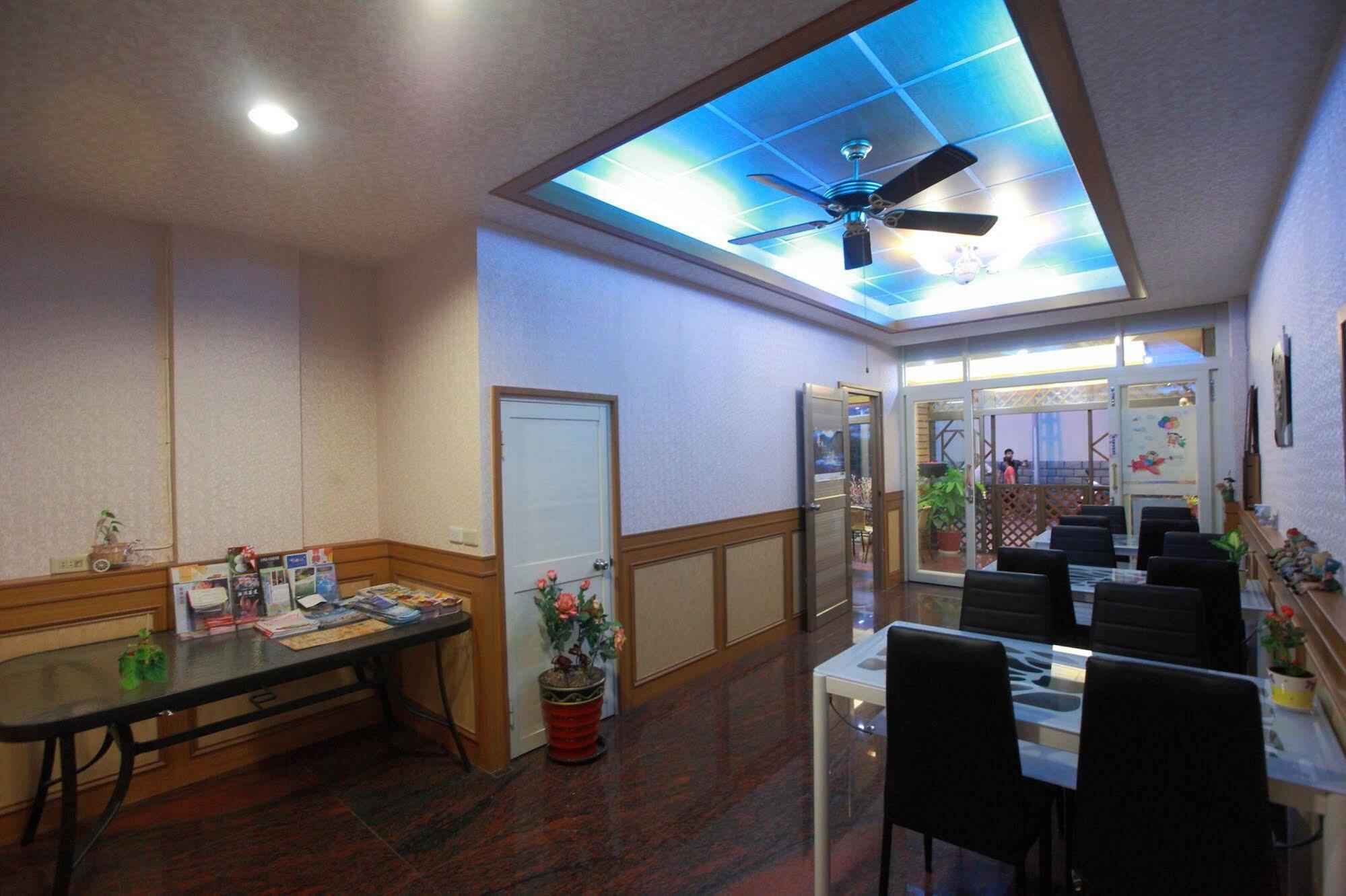 First Place B&B Hualien Extérieur photo